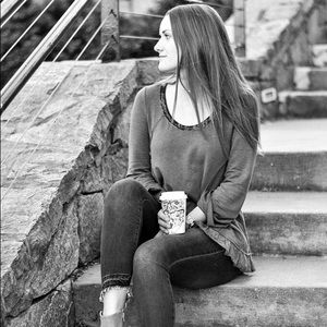 Meet your Posher, Claire